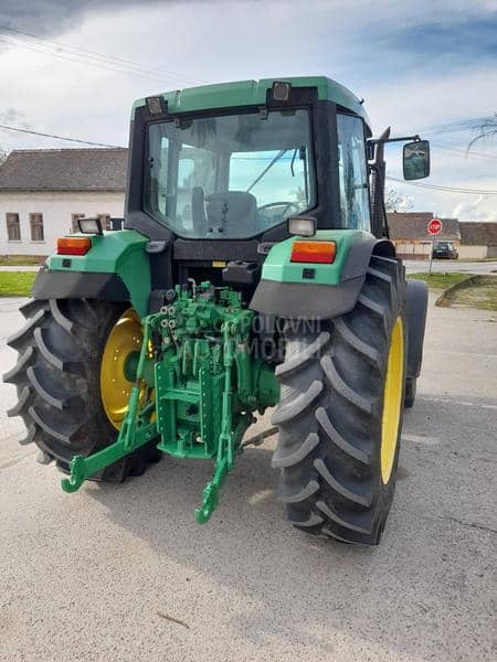 John Deere 6310