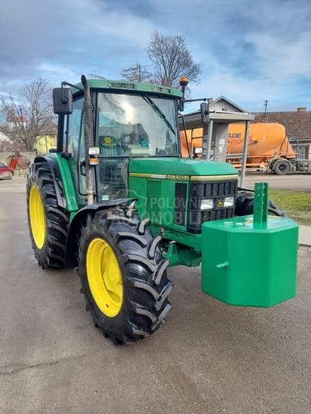 John Deere 6310