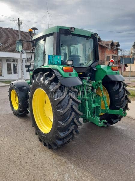 John Deere 6310
