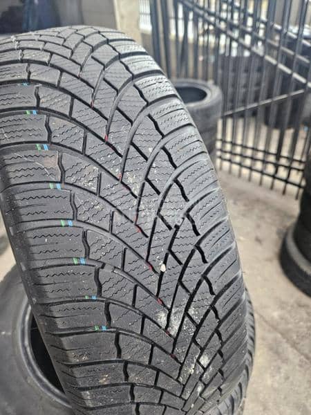 Bridgestone 185/60 R15 Zimska