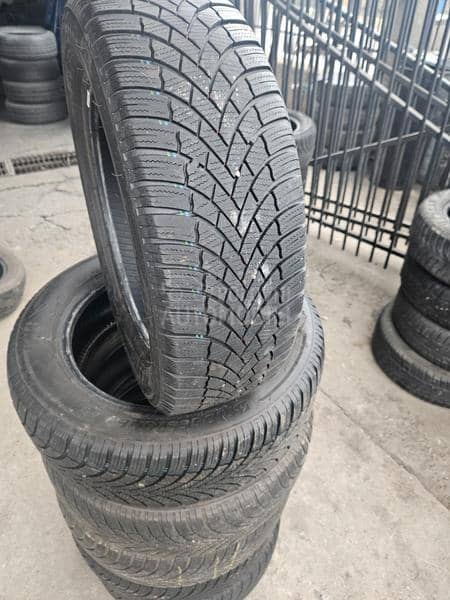 Bridgestone 185/60 R15 Zimska