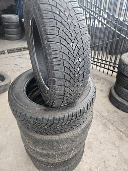 Bridgestone 185/60 R15 Zimska