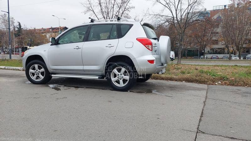 Toyota RAV 4 2.2 D4D