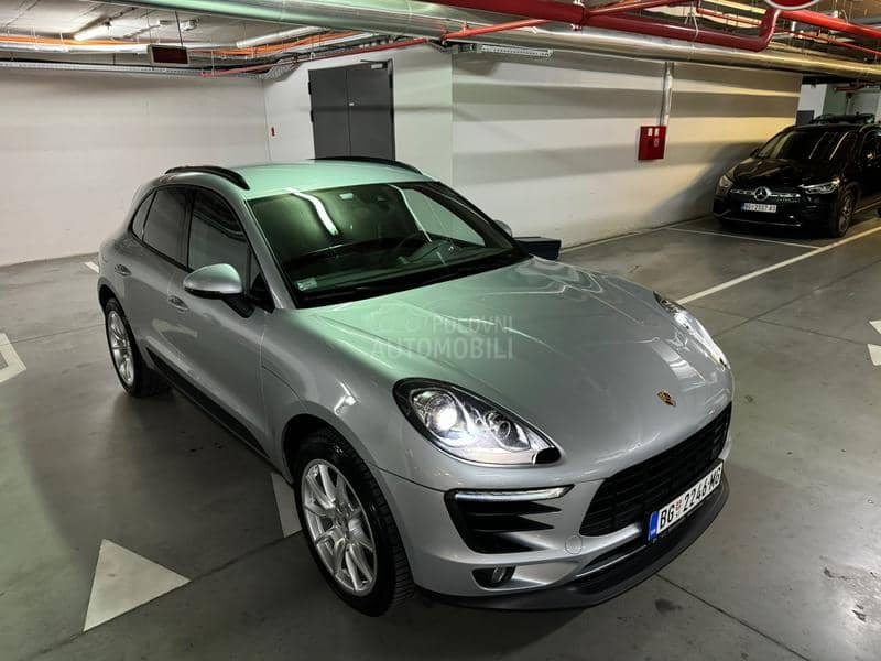 Porsche Macan 