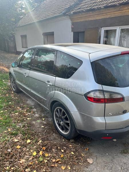 Ford S-Max 