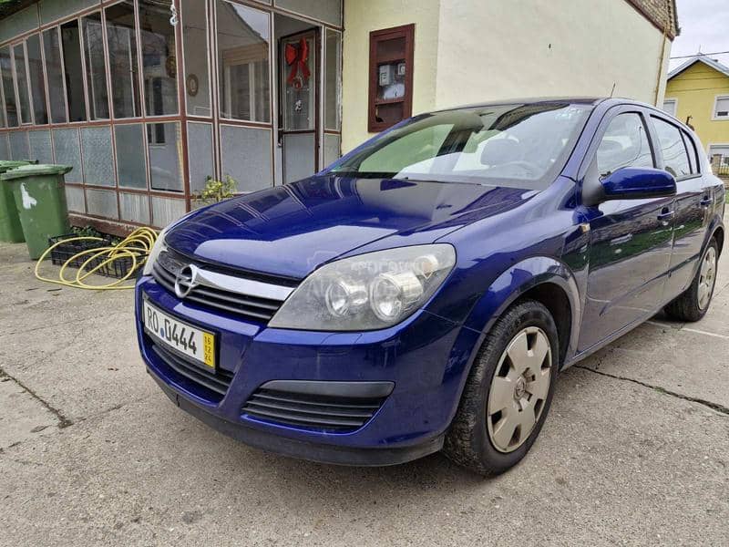 Opel Astra H 