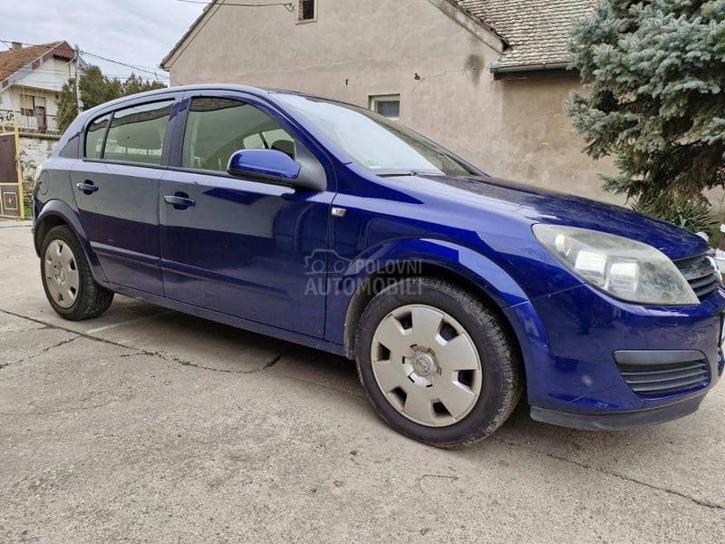 Opel Astra H 