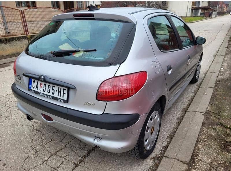 Peugeot 206 