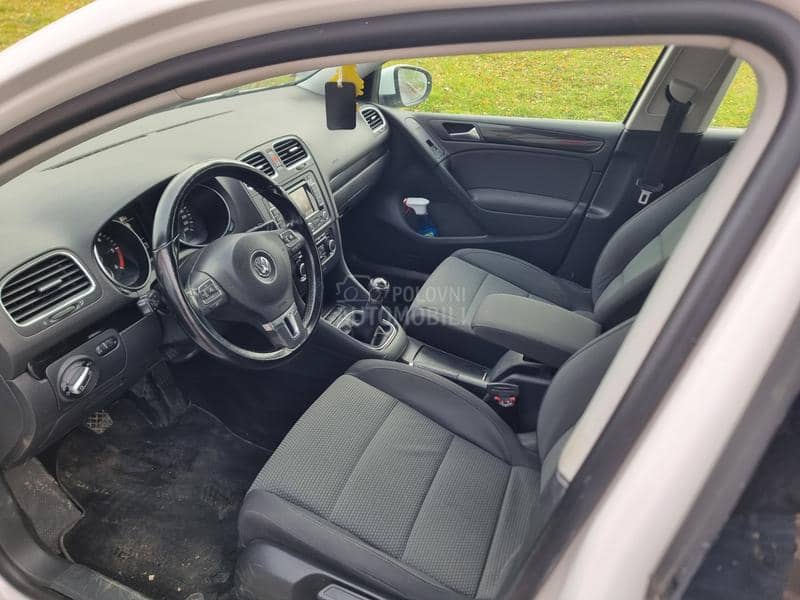 Volkswagen Golf 6 1,6 TDI BLUEMOTION