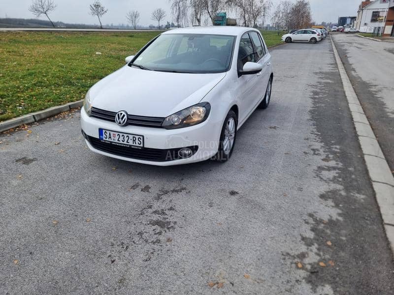 Volkswagen Golf 6 1,6 TDI BLUEMOTION