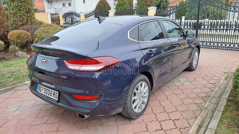 Hyundai i30 1.6 crdi