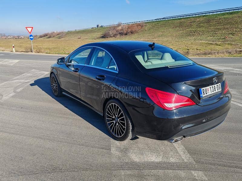 Mercedes Benz CLA 220 amg sport