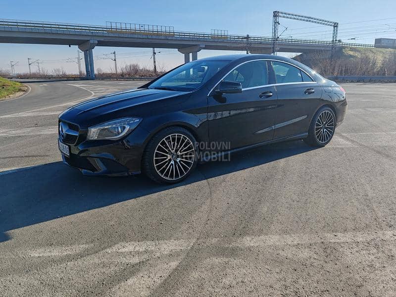 Mercedes Benz CLA 220 amg sport