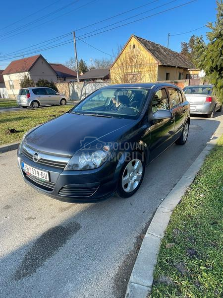 Opel Astra H 