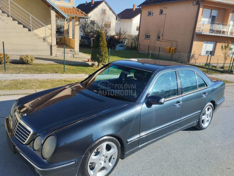 Mercedes Benz E 320 Avangarde