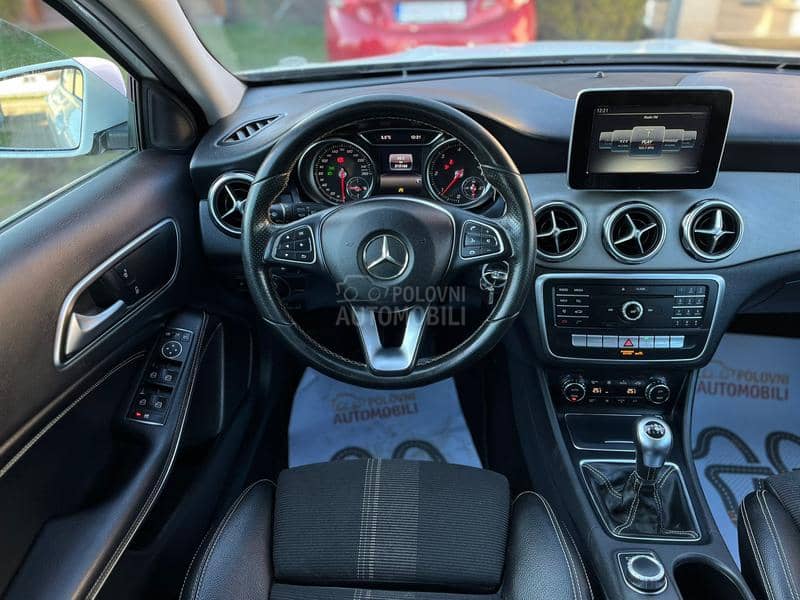 Mercedes Benz GLA 180 1.5 DCI REST