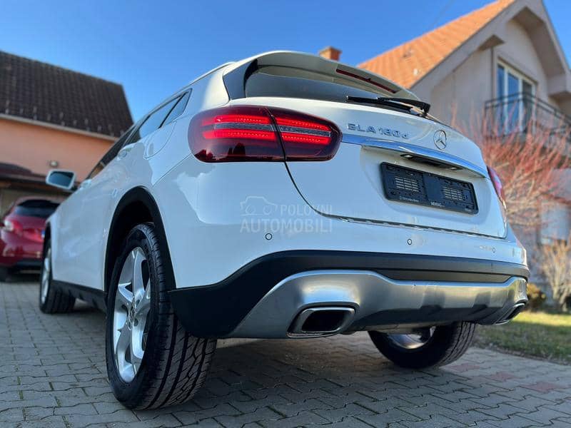 Mercedes Benz GLA 180 1.5 DCI REST