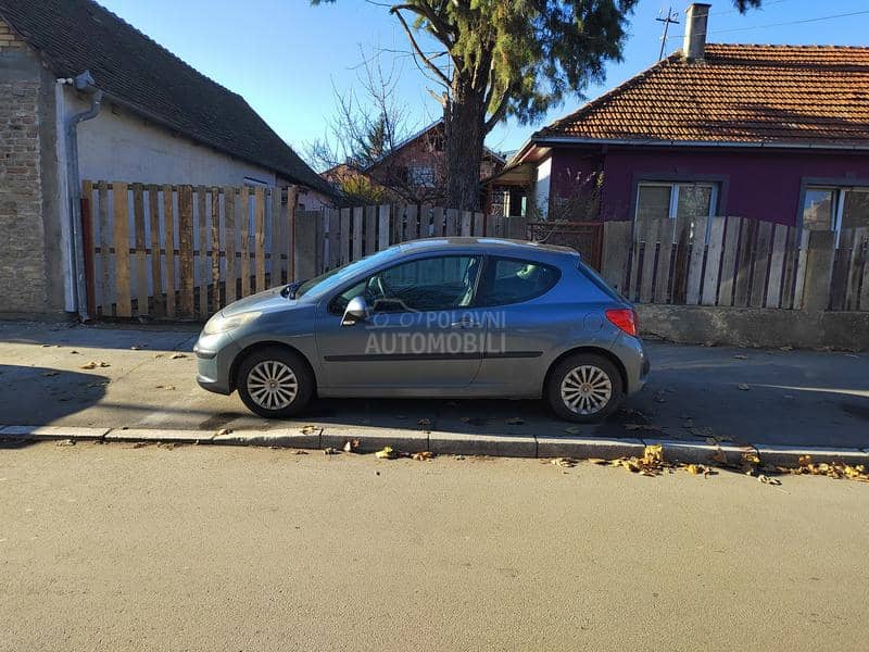 Peugeot 207 