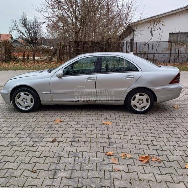 Mercedes Benz C 220 c220cdi