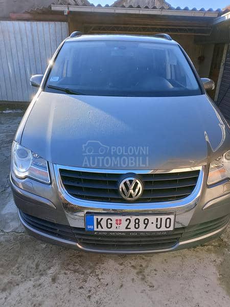 Volkswagen Touran 1.4 tsi