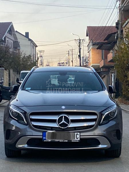 Mercedes Benz GLA 200 4 matic Amatic