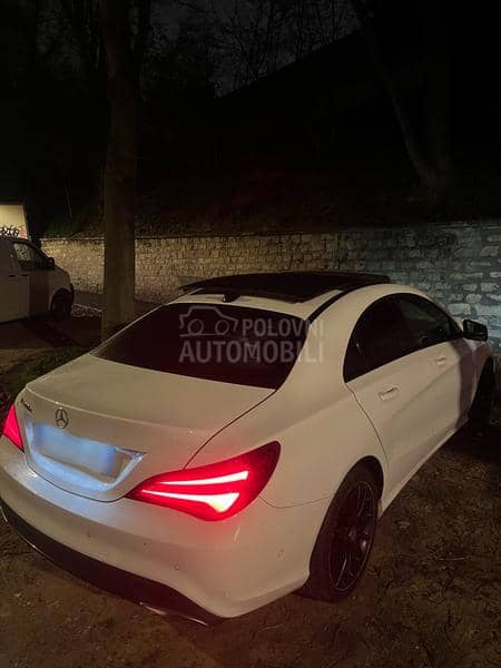 Mercedes Benz CLA 200 