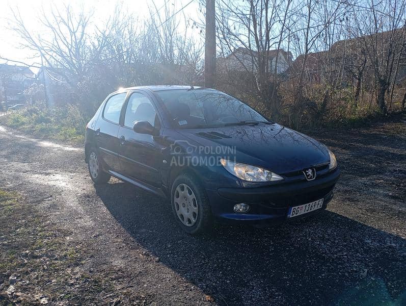 Peugeot 206 plus 