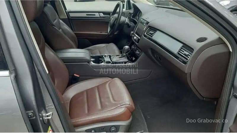 Volkswagen Touareg 3.0tdi