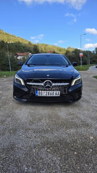 Mercedes Benz CLA 220 