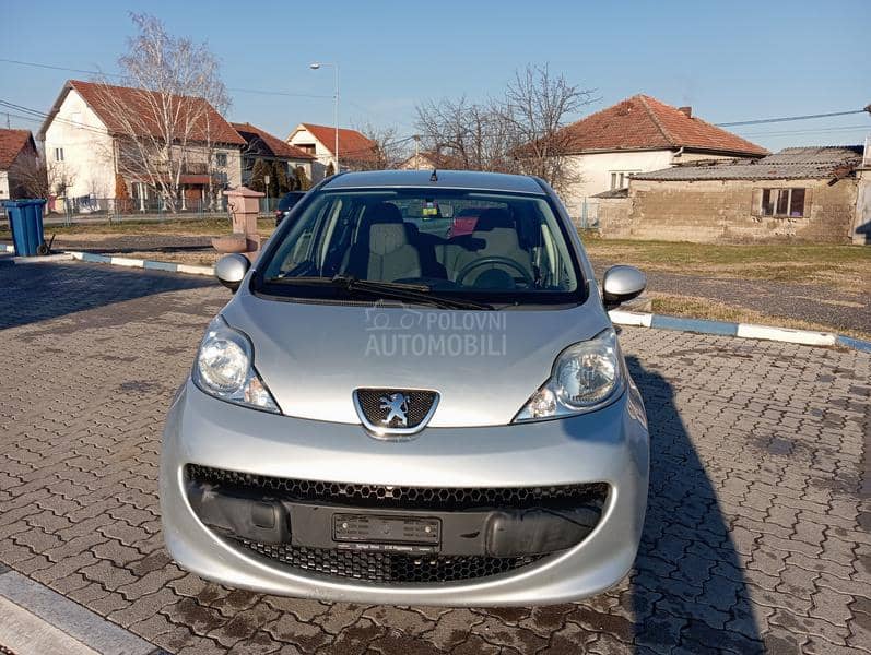 Peugeot 107 T O P