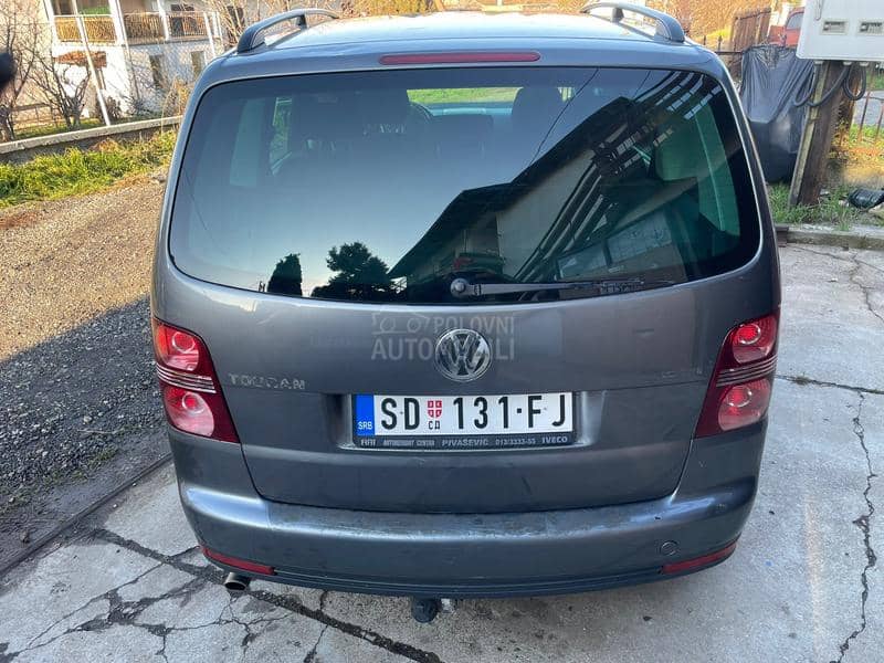 Volkswagen Touran 