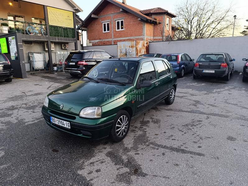 Renault Clio 1.2 8v