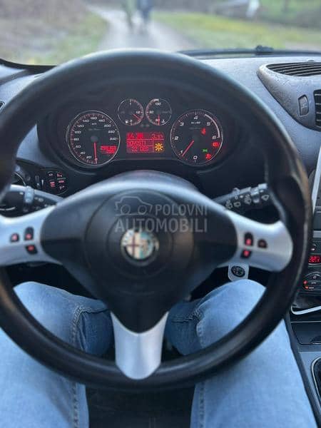 Alfa Romeo 147 Q2