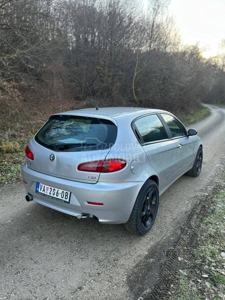 Alfa Romeo 147 Q2