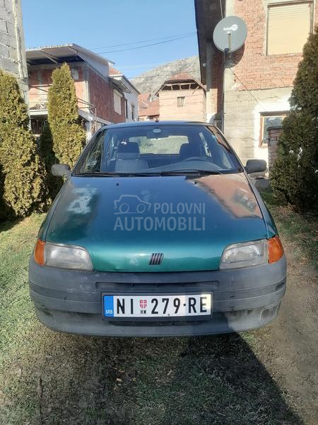 Fiat Punto Auto