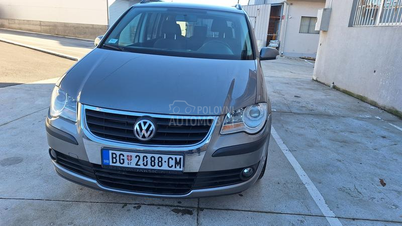 Volkswagen Touran 2.0 metan Nov