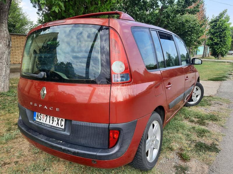 Renault Espace 1.9dci