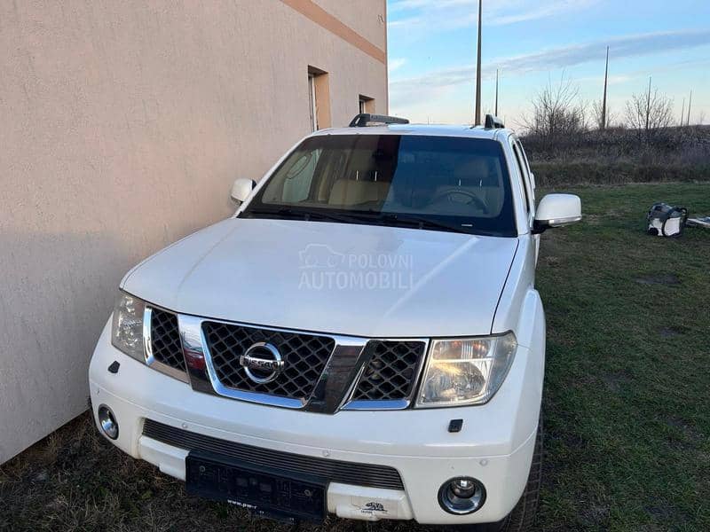 Nissan Pathfinder 2,5 DCI