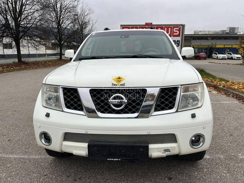 Nissan Pathfinder 2,5 DCI