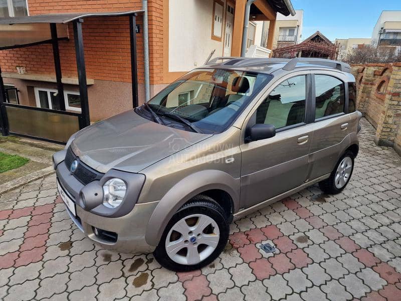 Fiat Panda 1.3 Mjet CROSS 4X4