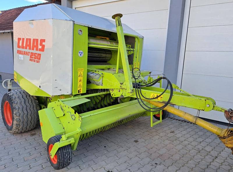 Claas ROLLANT 250 i 350