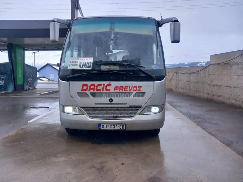 Mercedes Benz 815 Atego