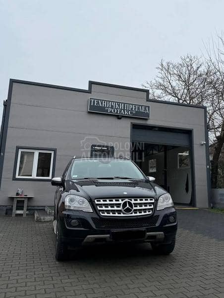 Mercedes Benz ML 320 