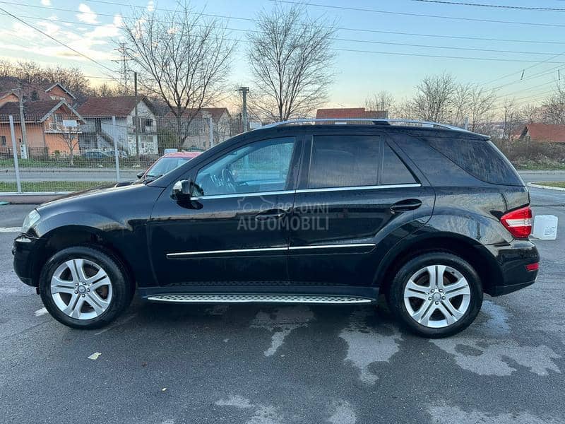 Mercedes Benz ML 320 