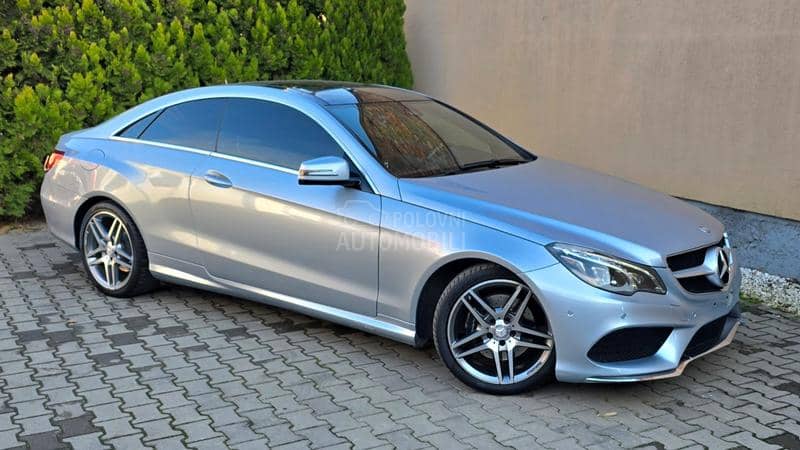 Mercedes Benz E 220 AMG