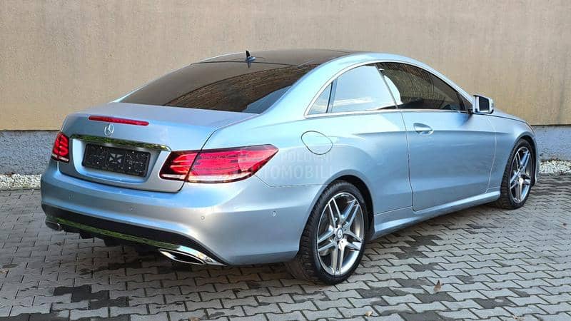 Mercedes Benz E 220 AMG