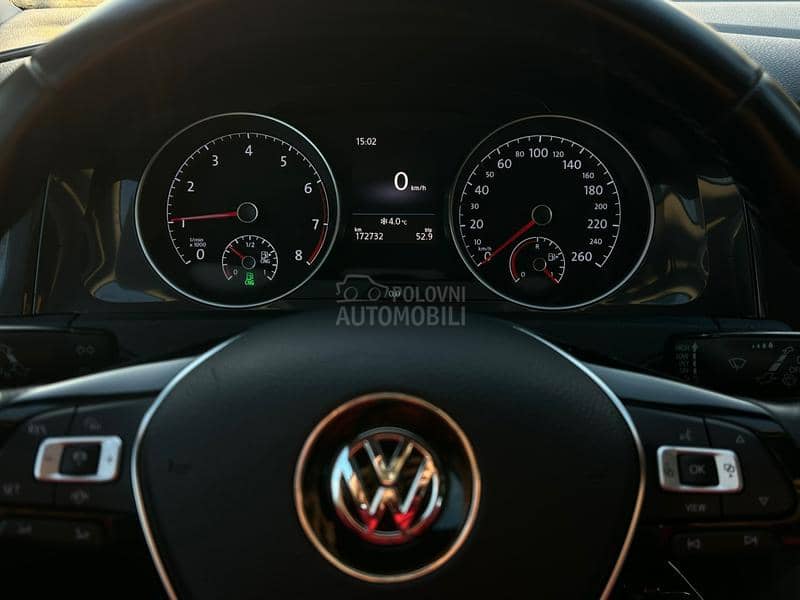 Volkswagen Golf 7 1.5 METAN