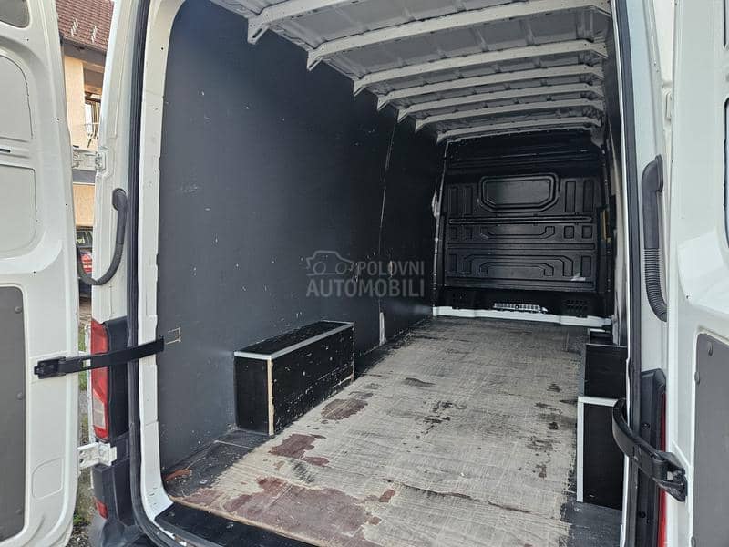 Volkswagen Crafter 2.0 TDI maxi