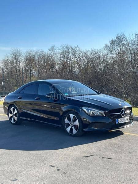 Mercedes Benz CLA 200 