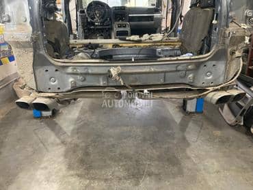 Zadnji izduv za Porsche Cayenne za 2005. god.